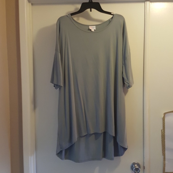 LuLaRoe Tops - Lularoe Irma